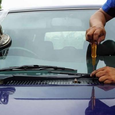 AA Auto Glass Installers