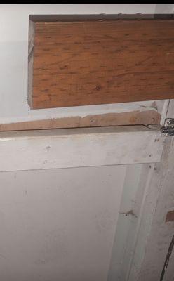 The plywood is only half an inch thick versus a standard inch thick this board will not stay in and can't be repaired