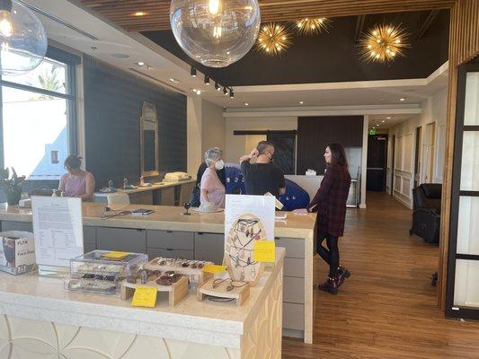 Classy, but relaxed and fun atmosphere while getting your healthy on! ;)