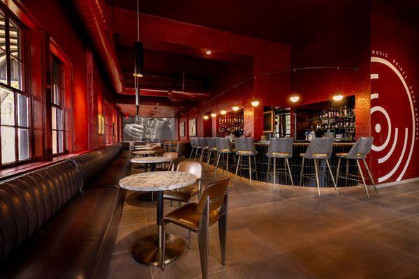 Interior of The Smoky Note