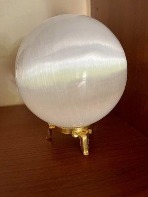 My new Selenite orb :)
