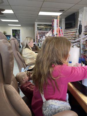 Nice people, great nails !