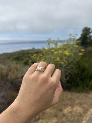 2.07 carat marquise on a 14kt gold curved band
