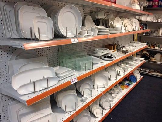 Dinnerware: Oneida-FOH-Tuxton-World-Yanco-Thunder-Steelite-GET-CAC china- etc..