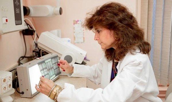 Lesley R Rosenthal, DDS