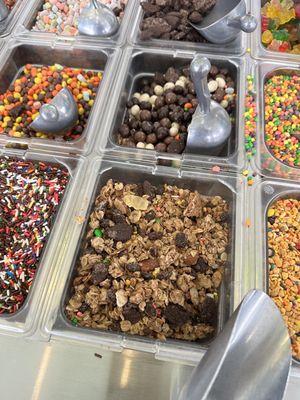 OH-YO! Frozen Yogurt
