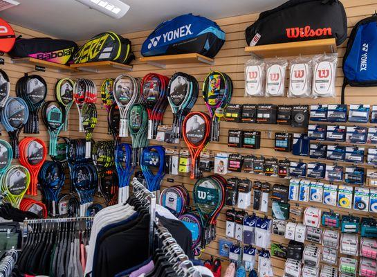 Offering pickleball paddles, tennis rackets, stringing services, apparel and more!