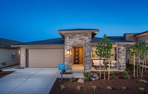 Lennar at Heritage Solaire