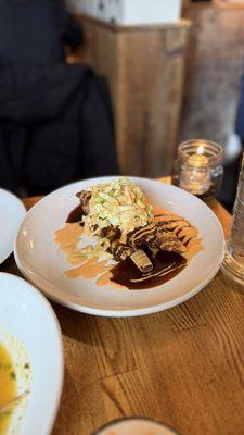 Costillita de chancho - crispy pork spareribs, Inca Kola-BBQ sauce, Peruvian coleslaw