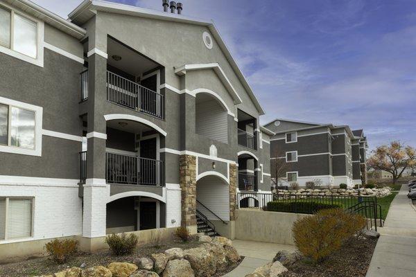 Ridgeview Apartments