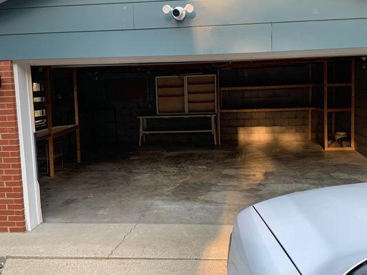 Here we have the after pictures of the garage cleanout job.