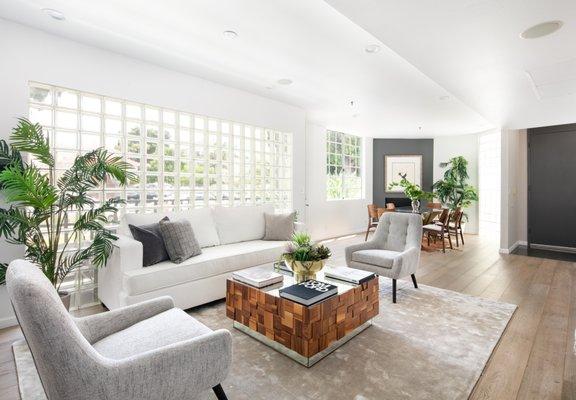 Alessandra Castrogiovanni - Compass