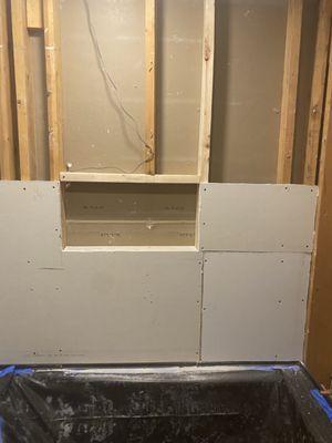 Lighted shower, niche frame