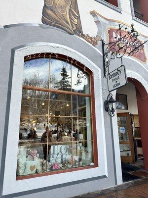 Remedy Forest + Home