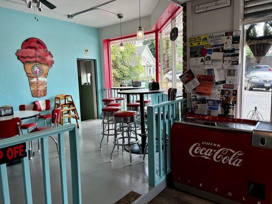 Double Dip Ice Cream Shoppe