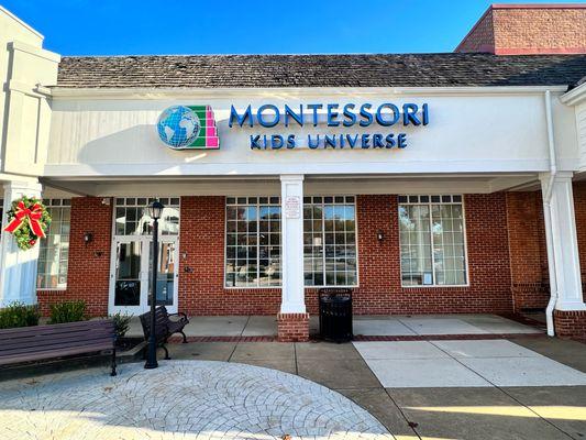 Montessori Kids universe