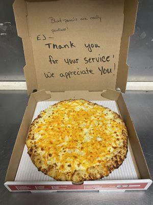 Fox's Pizza Den