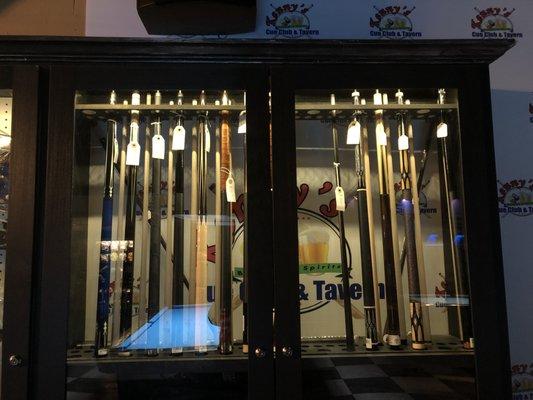 Kenny’s Cue Club & Tavern