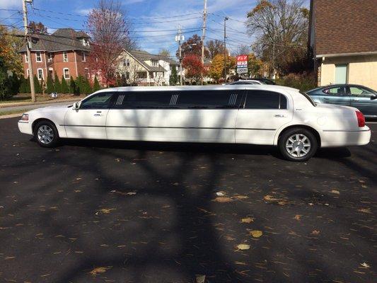 Best of Times Chauffeured Limousine Svce