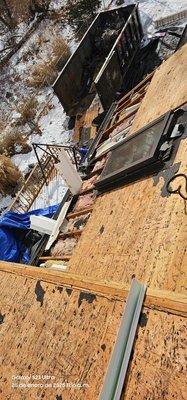 1In Roofing And Siding