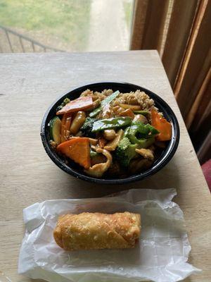 L13: chicken with mixed vegetables and an egg roll.