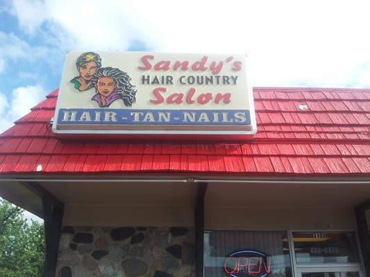 Sandy's Hair Country