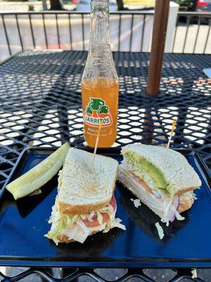 Bianchini's Sandwich & Salad Market