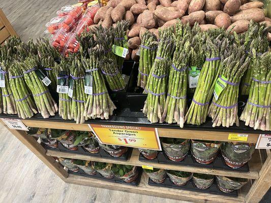 Asparagus, display, lacking water or ice.