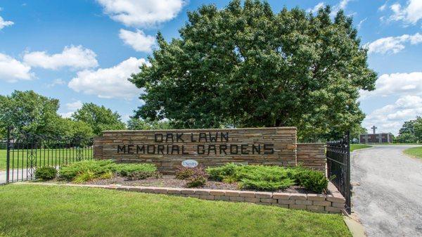 Oak Lawn Memorial Gardens