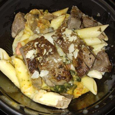 Mandrino's Garlic Steak Pasta
