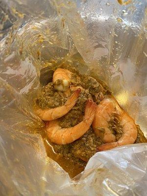 1/2 lb boiled shrimp (garlic butter sauce)