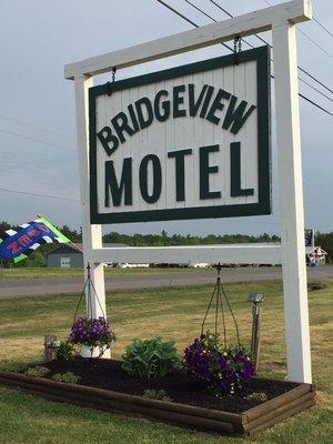Bridge View Motel