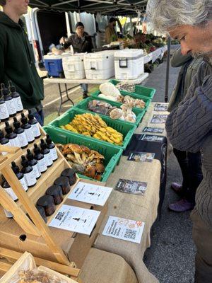 Santa Monica Farmers Markets - Saturday Downtown