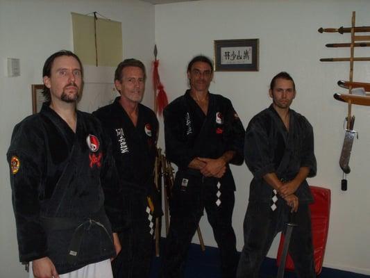 Master Sean O' Brien with his teachers.