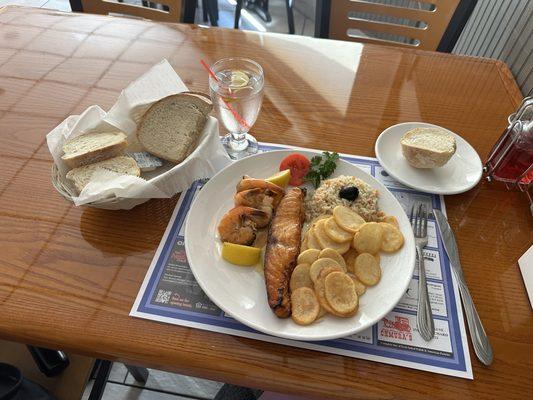 Primavera Cafe Restaurant