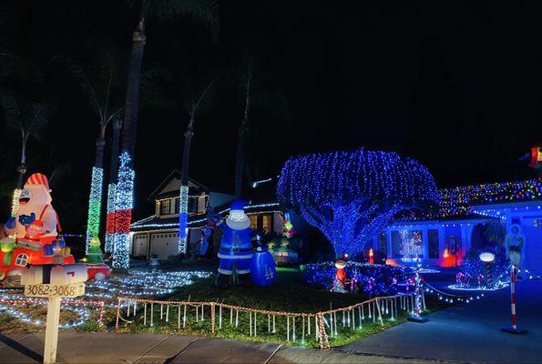 Brea Christmas Light Neighborhood