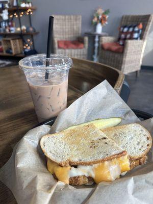 The Grilled Chess Sandwiches with sourdough bread w/picker and chips