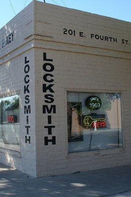 The only locksmith shop in Pinal County