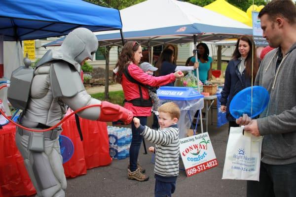 Meeting the "Bryant Man" at Pennington Day 2016