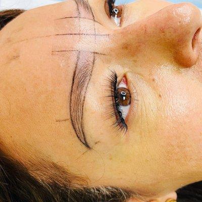Eyebrow mapping
