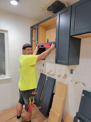 Leveling !! Always making sure your cabinets are leveled!