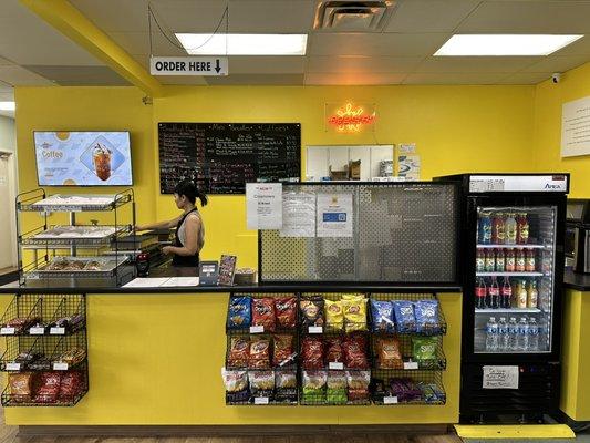 Eggster Grab & Go Café