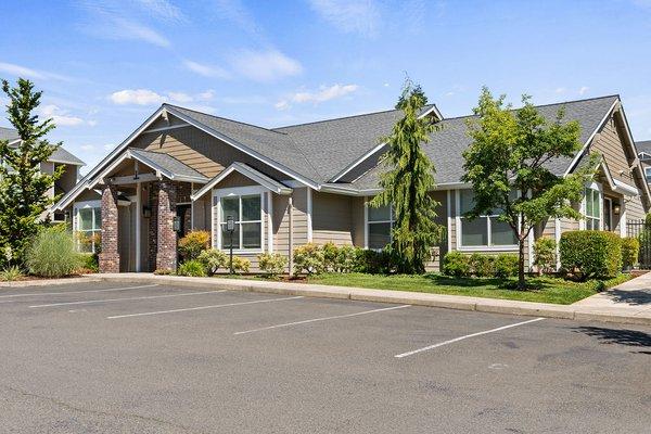Leasing office and clubhouse