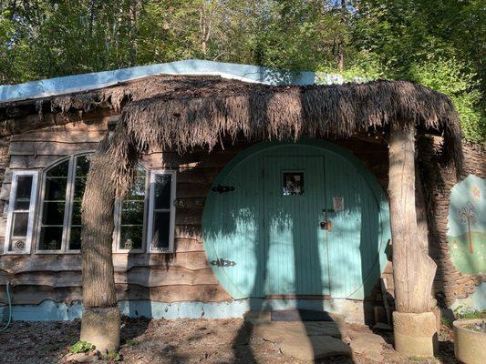 Hobbit House