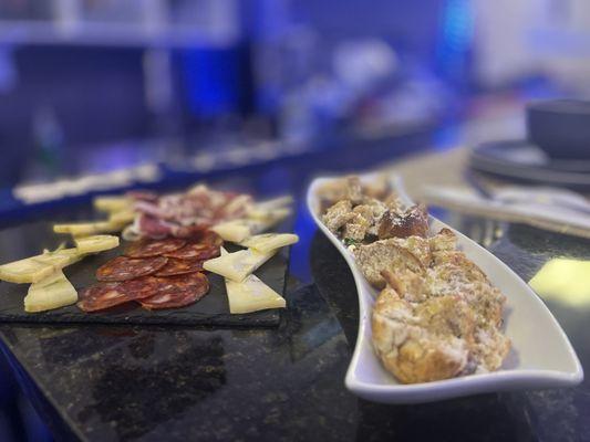 Ibéricos Tapas & Vinos