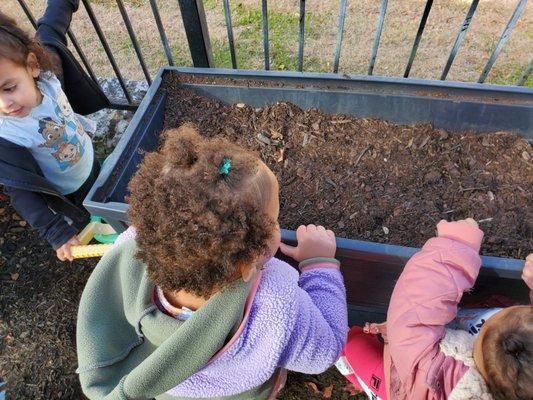 Dar-Lings Learning Center