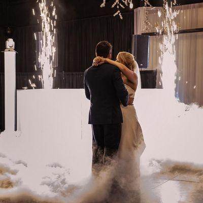 Just like you, Dancing on a Cloud and Cold Spark Machines are a perfect match!