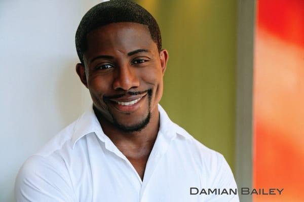 Personal Trainer and CEO of DBFit, Damian Bailey. Former top trainer of Equinox Fitness. 10 years experience