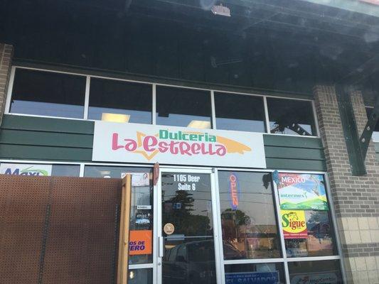 Super Mercado Latino La Estrella
