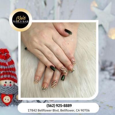 This Christmas, you deserve beautiful nails! Come in and let us treat you. Schedule now!